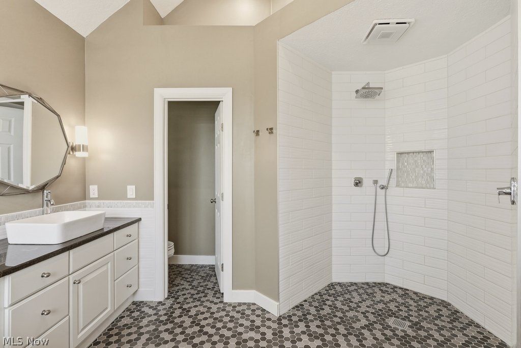 8590 Park Ridge Lane Macedonia OH 44056