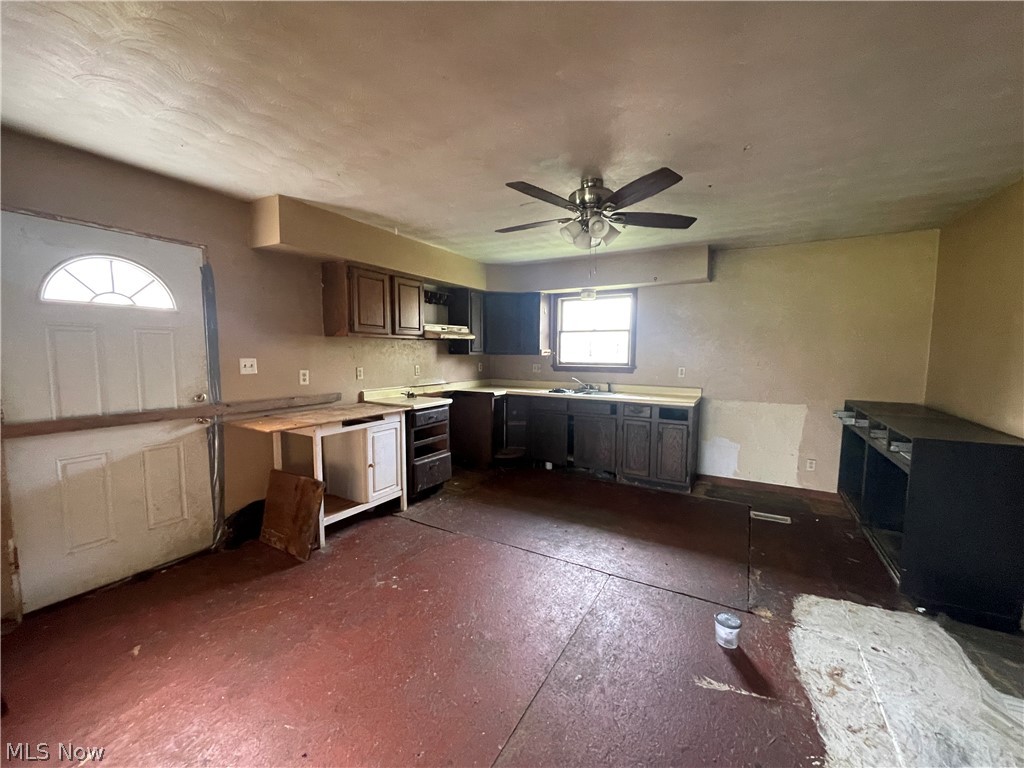 311 State Route 164 Salineville OH 43945