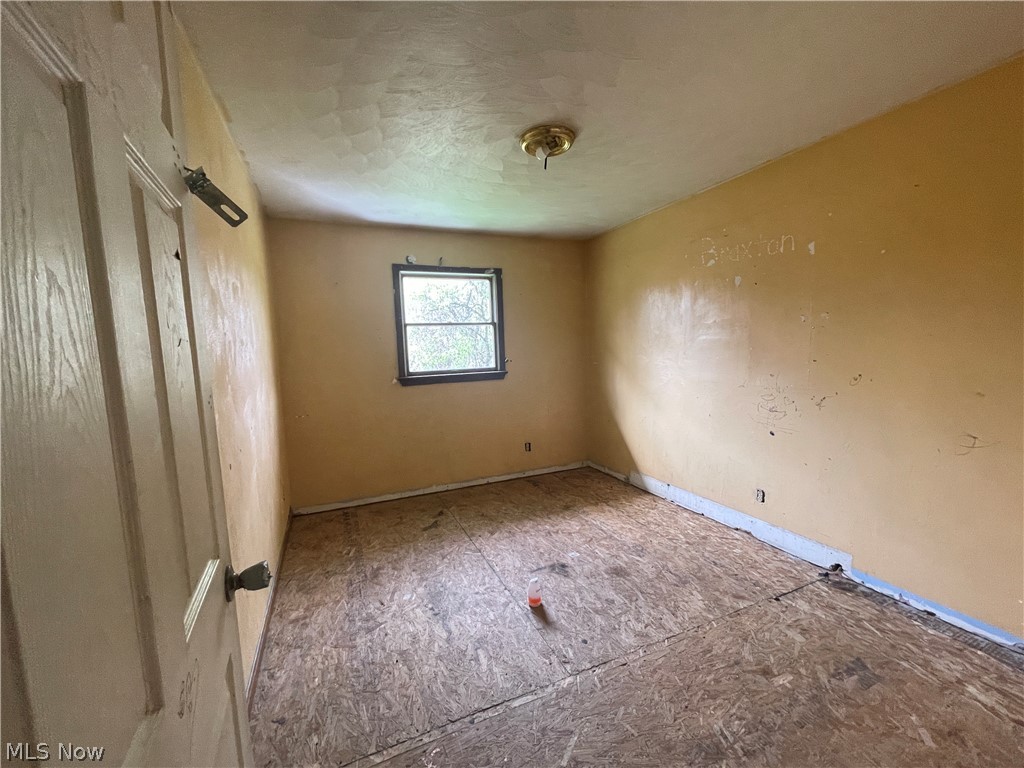 311 State Route 164 Salineville OH 43945