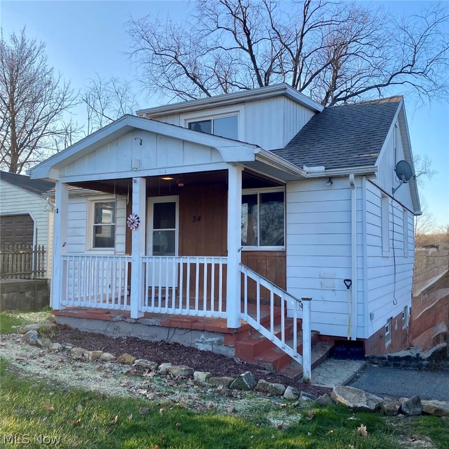 34 W Lewis Street Struthers OH 44471