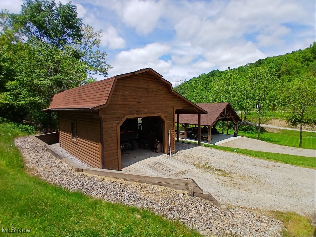 85200 Merryman Road Cadiz OH 43907