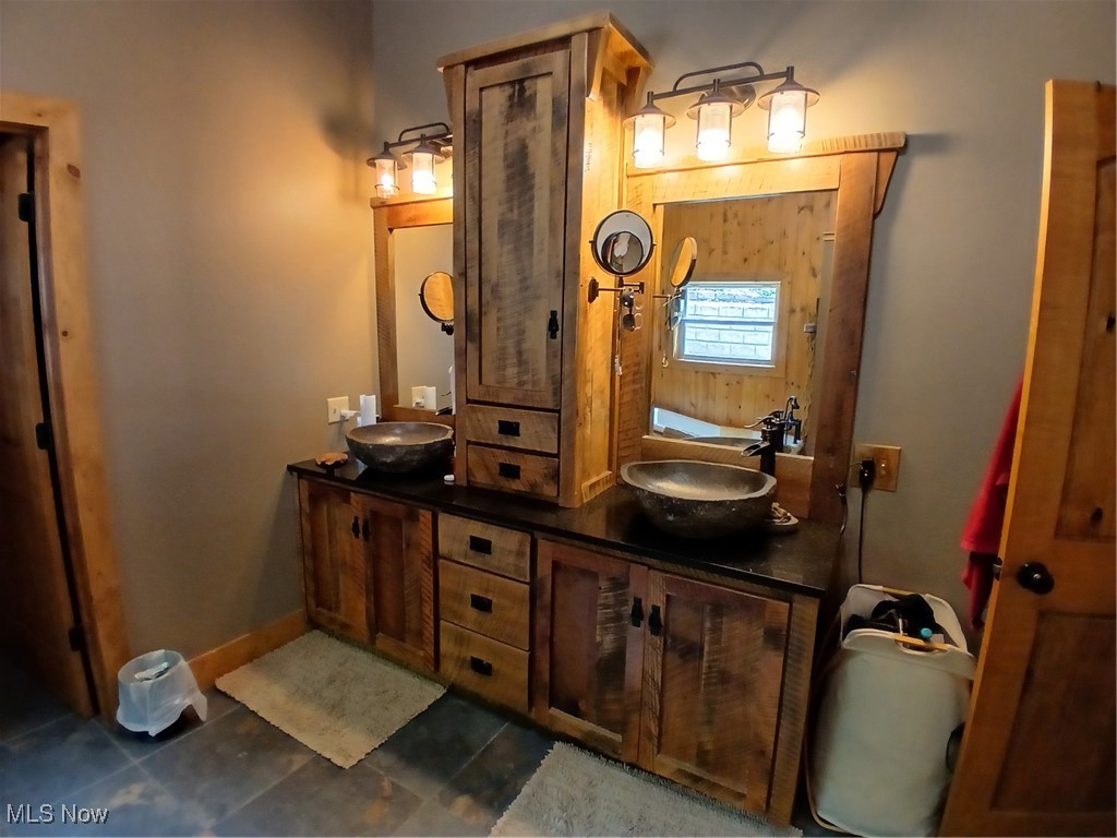85200 Merryman Road Cadiz OH 43907