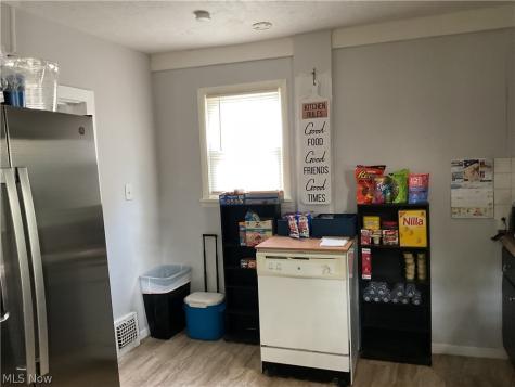 43 Alfaretta Avenue Akron OH 44310
