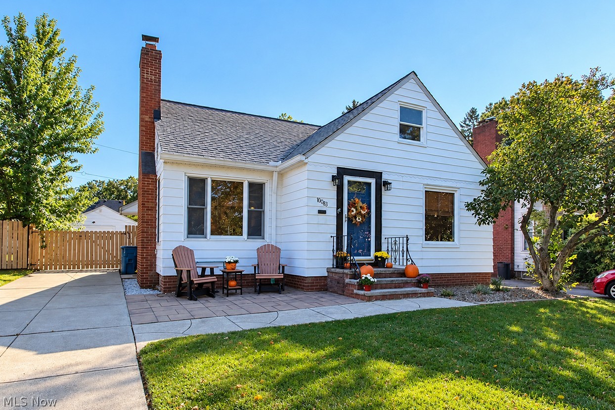10083 Chesterfield Drive Parma Heights OH 44130