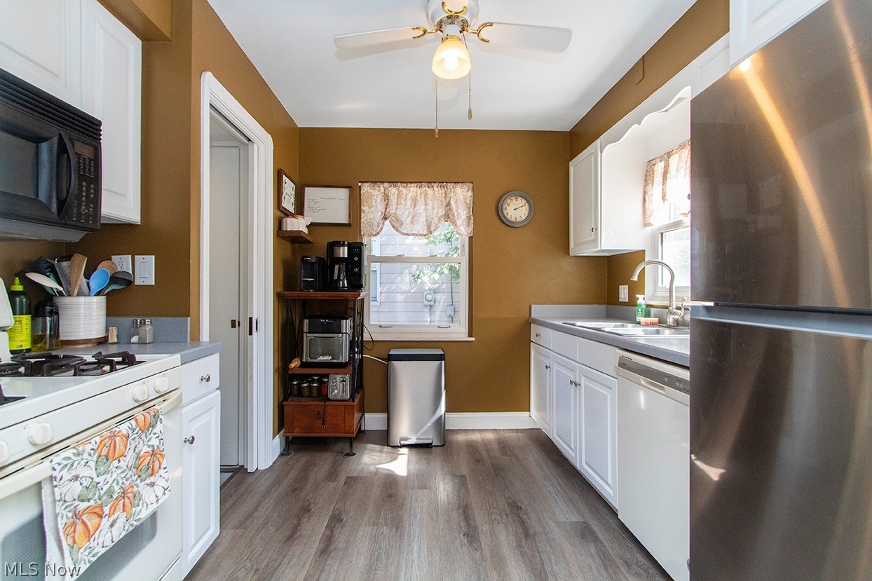 10083 Chesterfield Drive Parma Heights OH 44130