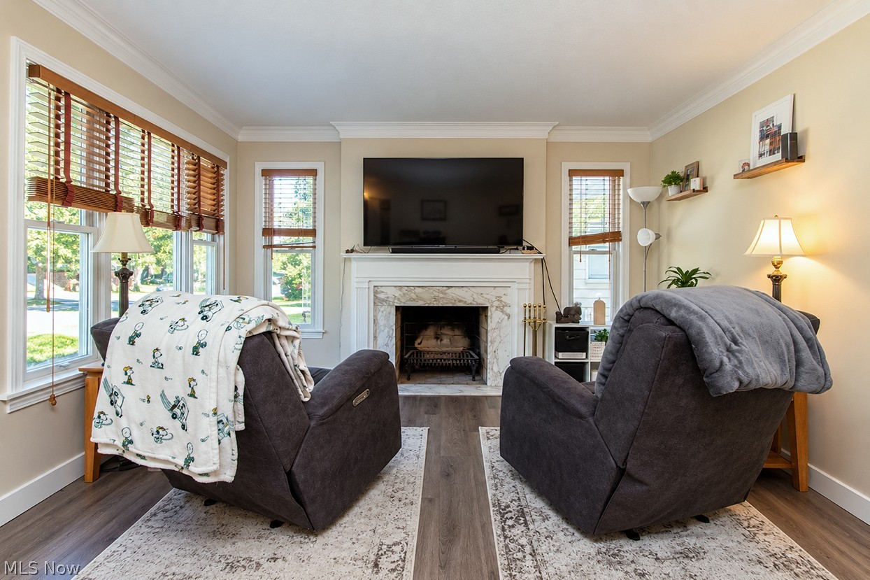 10083 Chesterfield Drive Parma Heights OH 44130