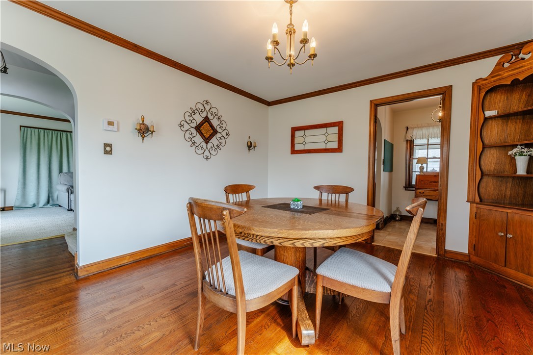 403 W Main Street Sugarcreek OH 44681