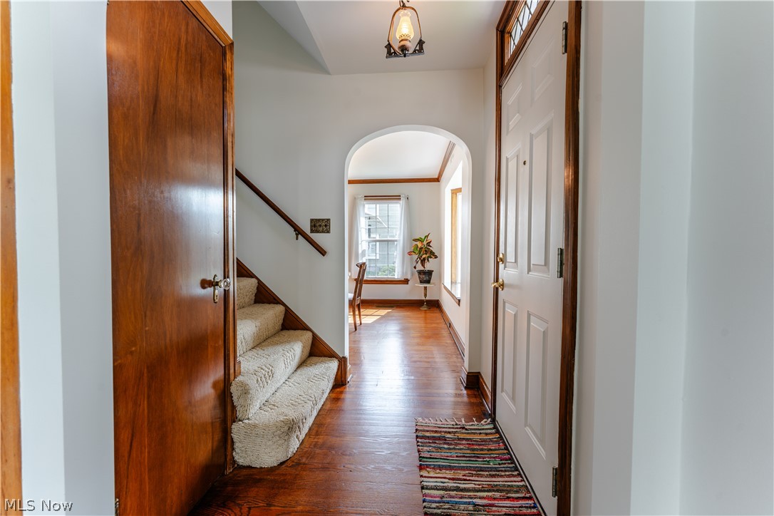 403 W Main Street Sugarcreek OH 44681