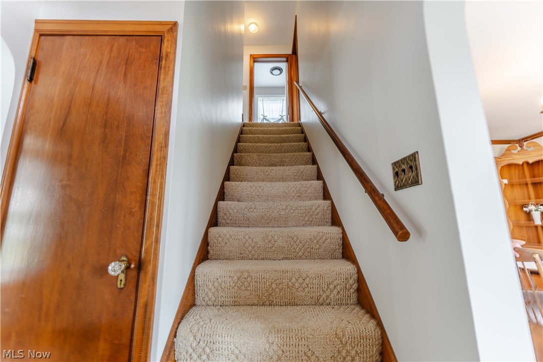 403 W Main Street Sugarcreek OH 44681