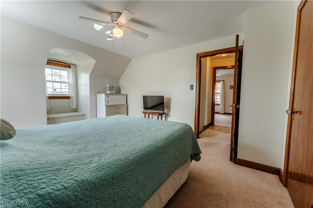 403 W Main Street Sugarcreek OH 44681