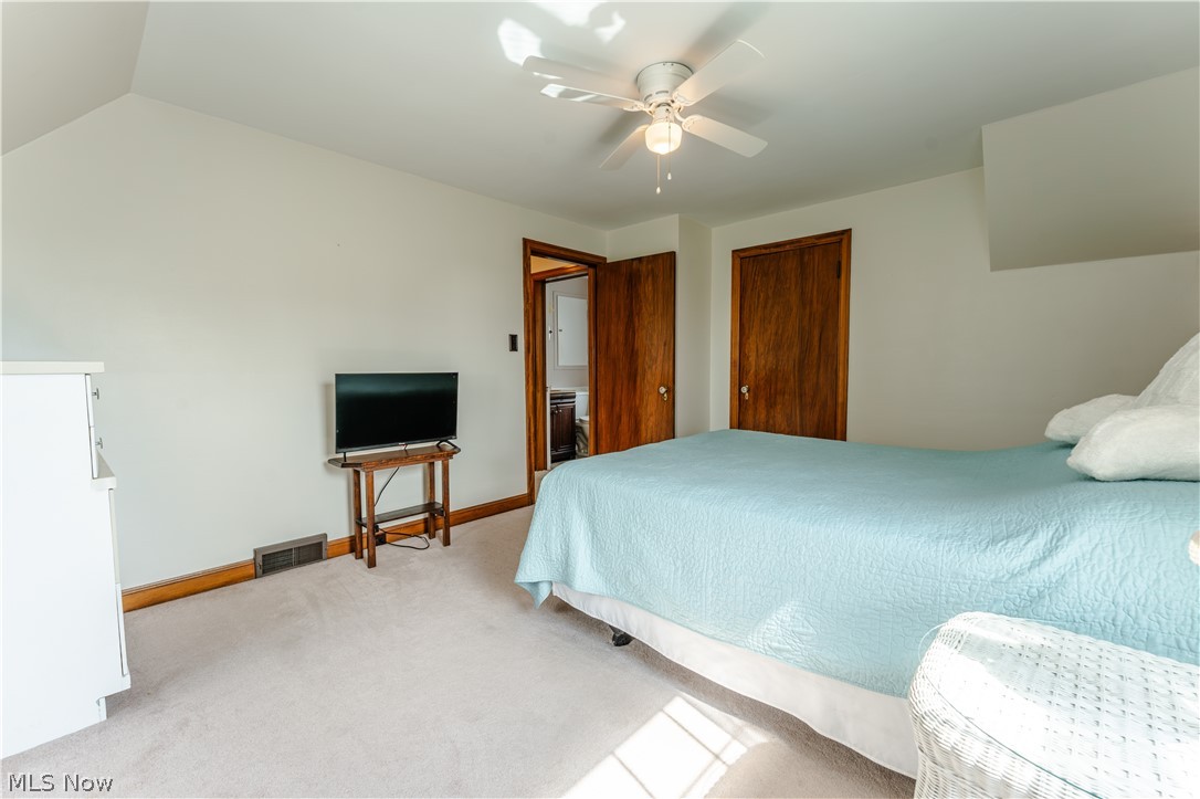 403 W Main Street Sugarcreek OH 44681