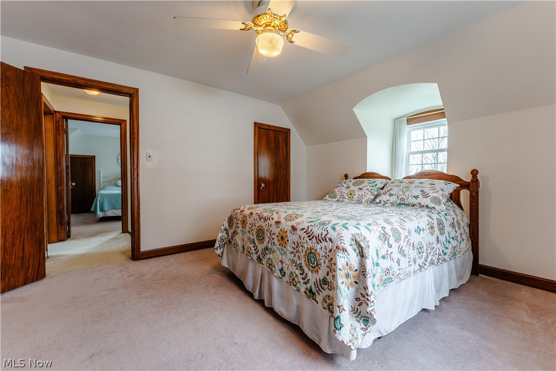 403 W Main Street Sugarcreek OH 44681