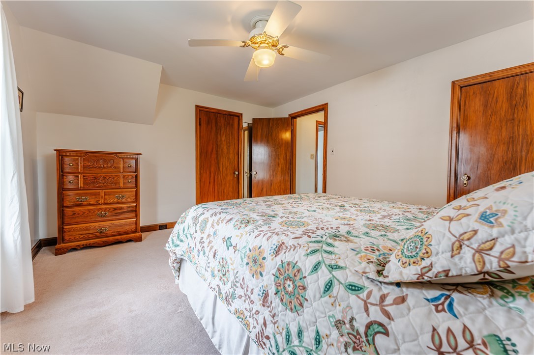 403 W Main Street Sugarcreek OH 44681