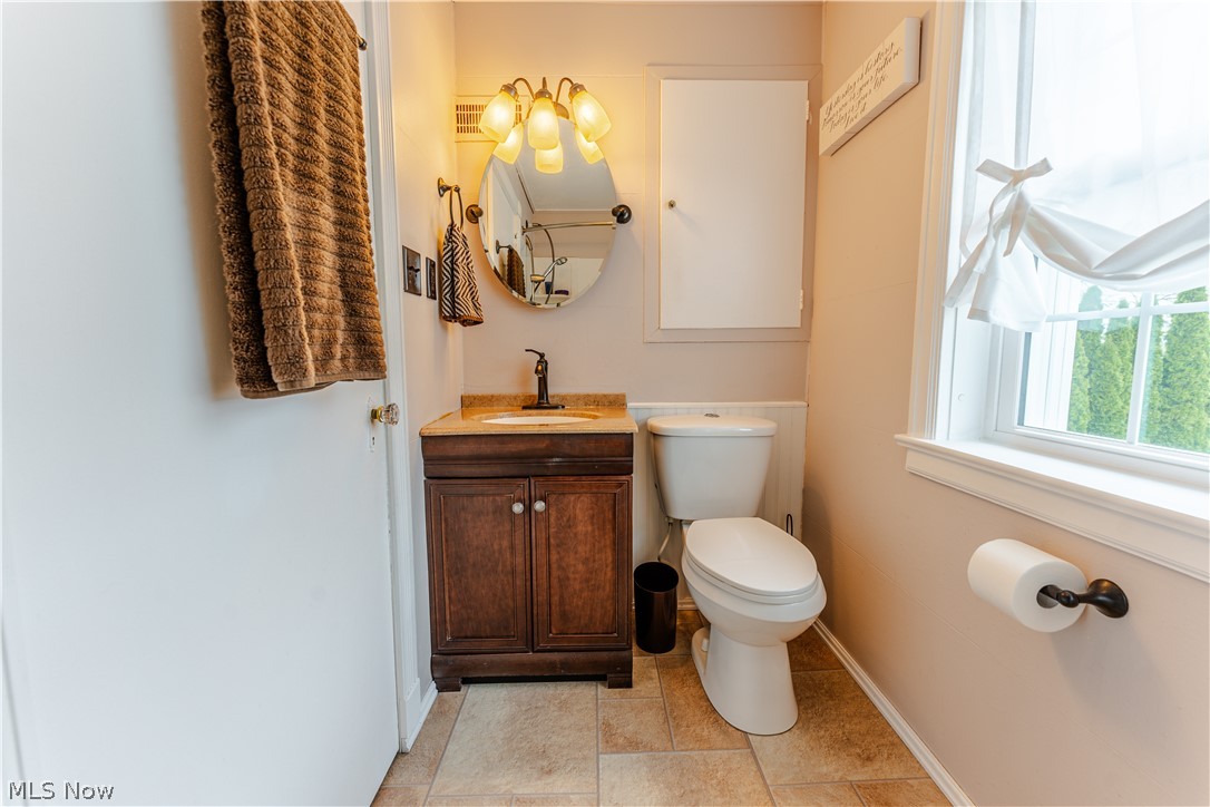 403 W Main Street Sugarcreek OH 44681
