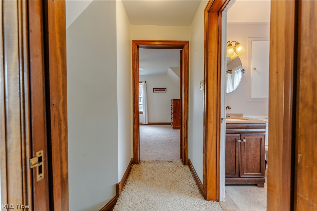403 W Main Street Sugarcreek OH 44681