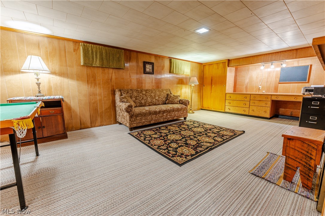 403 W Main Street Sugarcreek OH 44681