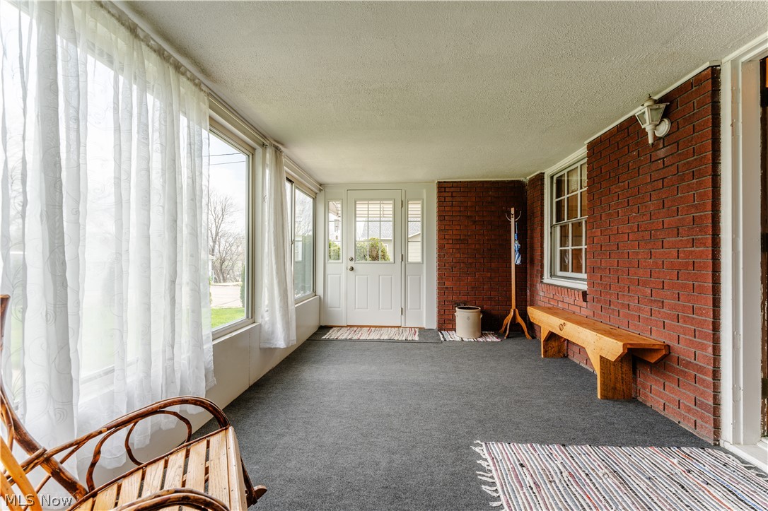 403 W Main Street Sugarcreek OH 44681