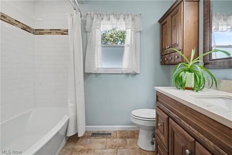 103 Janet Road Marietta OH 45750
