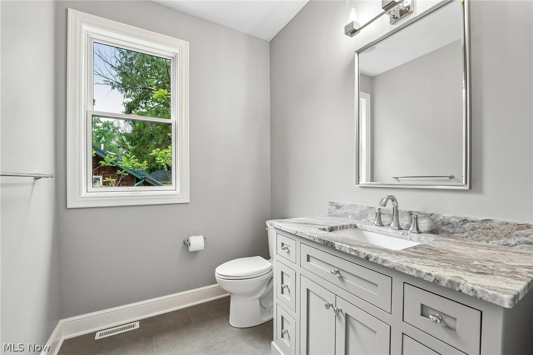 295 S Franklin Street Chagrin Falls OH 44022