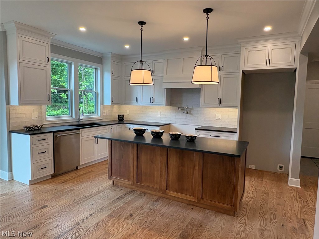 295 S Franklin Street Chagrin Falls OH 44022