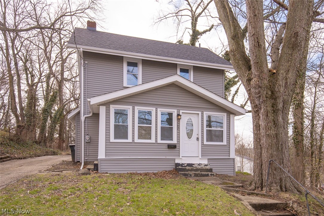 1184 Niagara Avenue Akron OH 44305