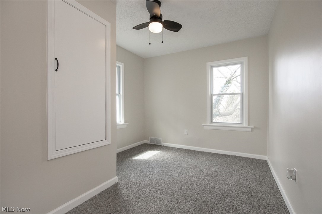 1184 Niagara Avenue Akron OH 44305