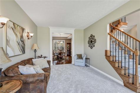 607 Parkside Drive Avon Lake OH 44012