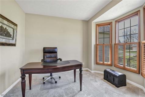 607 Parkside Drive Avon Lake OH 44012