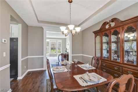 607 Parkside Drive Avon Lake OH 44012
