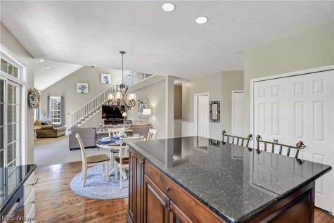 607 Parkside Drive Avon Lake OH 44012