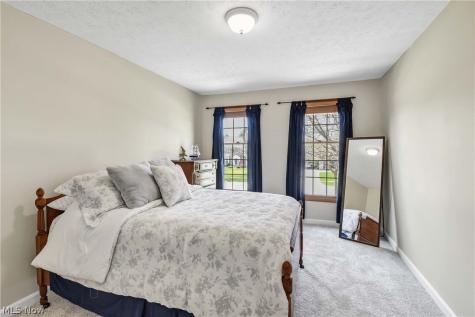 607 Parkside Drive Avon Lake OH 44012