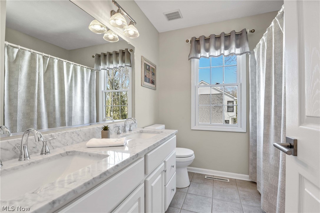607 Parkside Drive Avon Lake OH 44012