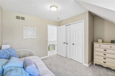 607 Parkside Drive Avon Lake OH 44012
