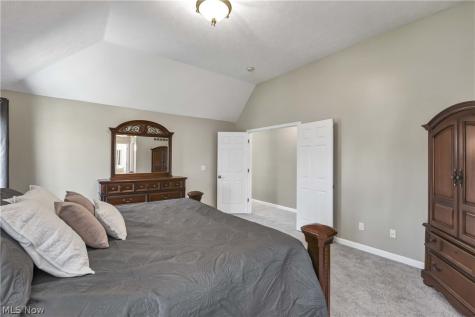 607 Parkside Drive Avon Lake OH 44012