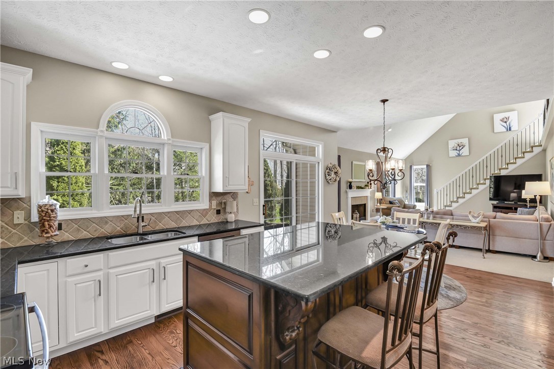 607 Parkside Drive Avon Lake OH 44012