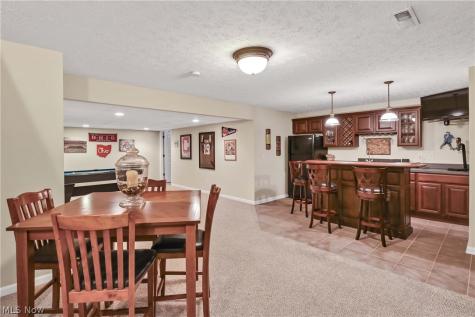 607 Parkside Drive Avon Lake OH 44012