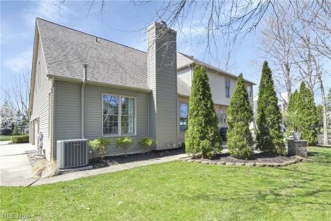 607 Parkside Drive Avon Lake OH 44012