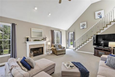 607 Parkside Drive Avon Lake OH 44012