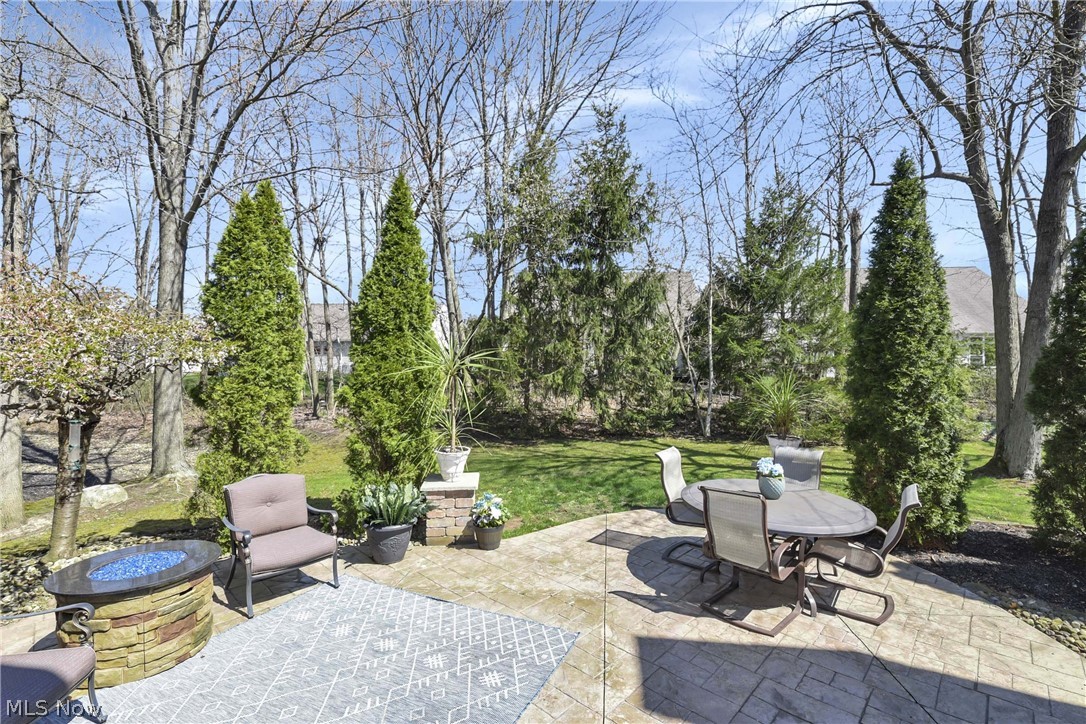 607 Parkside Drive Avon Lake OH 44012