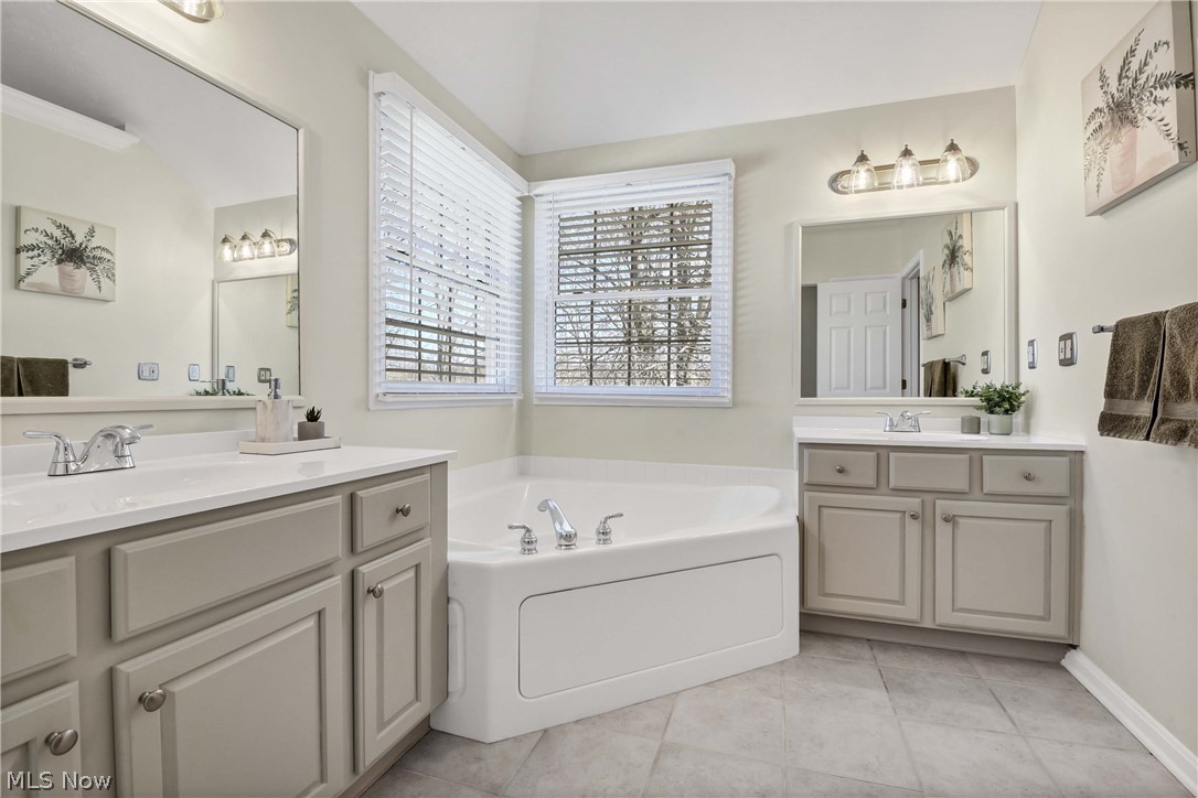 607 Parkside Drive Avon Lake OH 44012