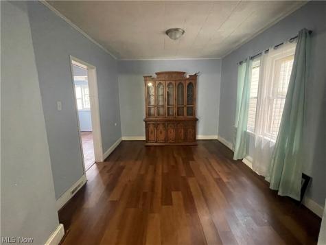 2125 SW 7th Street SW Akron OH 44314