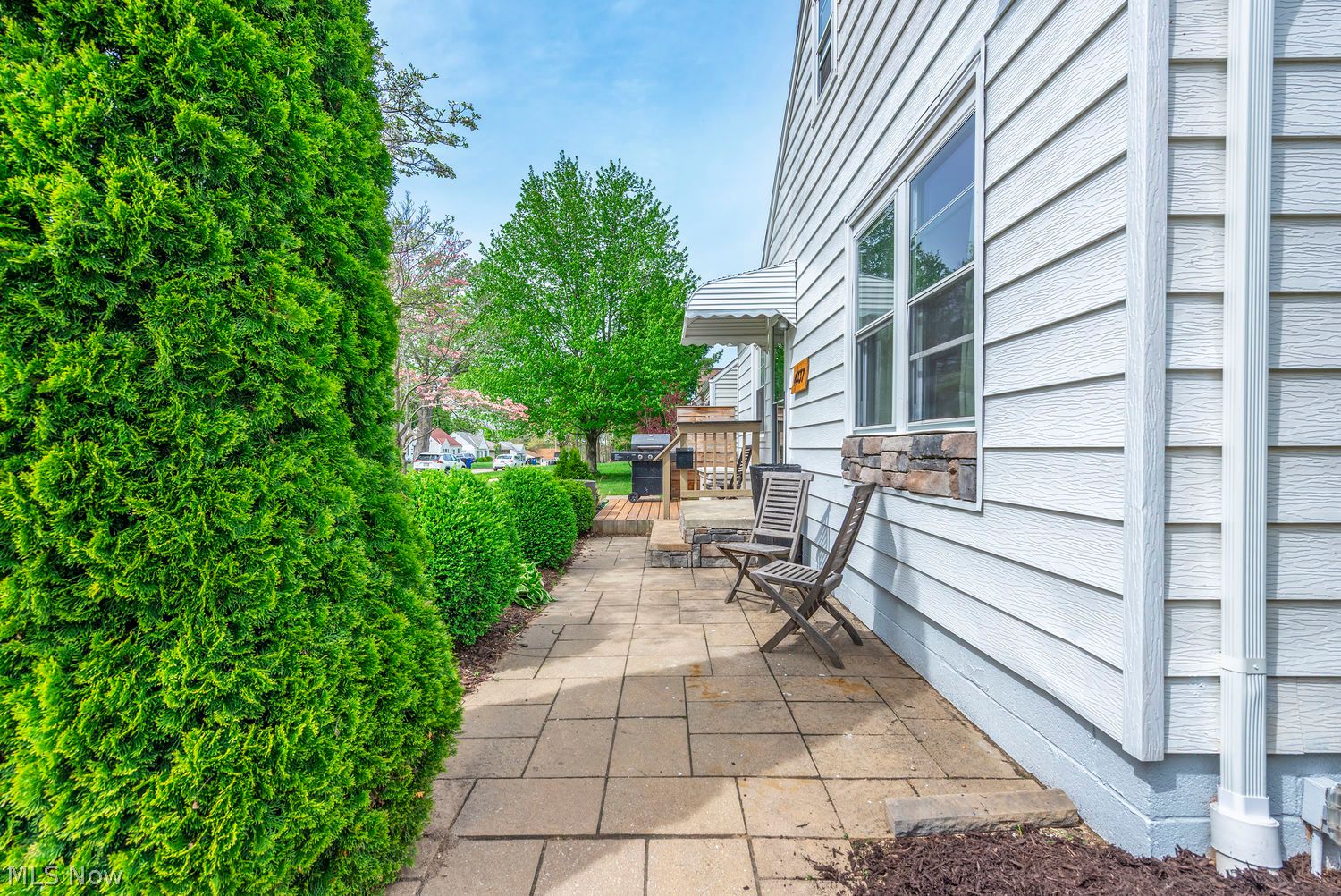 4337 W 189th Street Cleveland OH 44135