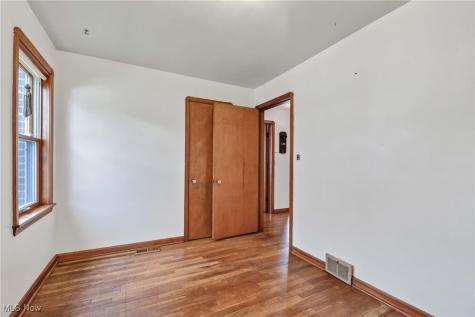 5714 Stickney Avenue Cleveland OH 44144