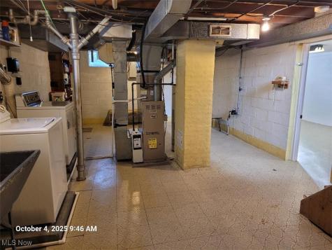 5714 Stickney Avenue Cleveland OH 44144