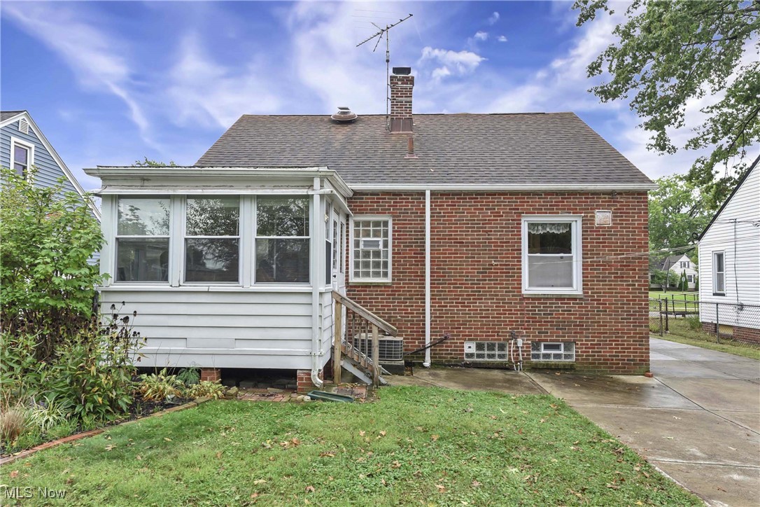 5714 Stickney Avenue Cleveland OH 44144