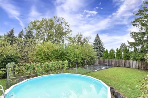 5714 Stickney Avenue Cleveland OH 44144