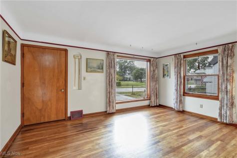 5714 Stickney Avenue Cleveland OH 44144