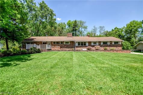 8905 Spring Valley Drive Mentor OH 44060