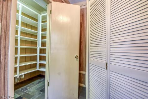 8905 Spring Valley Drive Mentor OH 44060