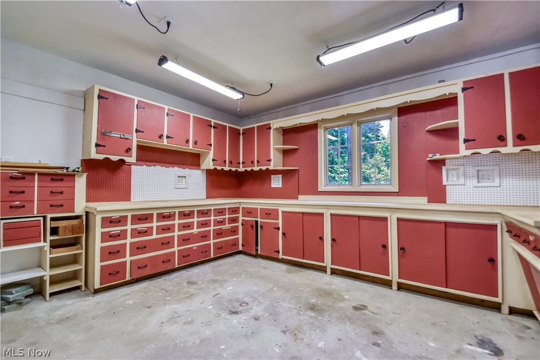 8905 Spring Valley Drive Mentor OH 44060